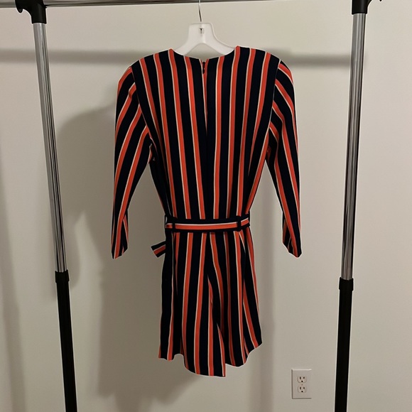 Banana Republic striped red white and blue 3/4 sleeve romper size 0 - Picture 2 of 3